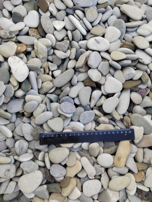 Галька черноморская фр. 20-40 мм.  купить с доставкой в Москву фото 