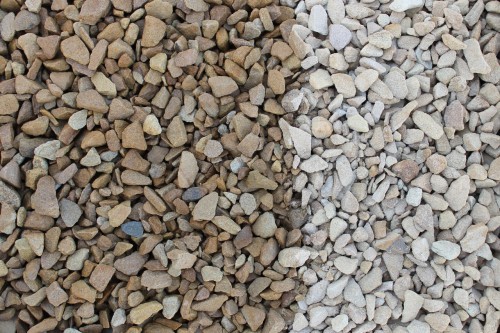  Щебень крошка желтый (песчаник) фр. 10-20 мм.  купить  в Москве песчаник бежевый, серый, рыжий декоративный ландшафтный щебень колотый 7 200 руб/т   фото 
